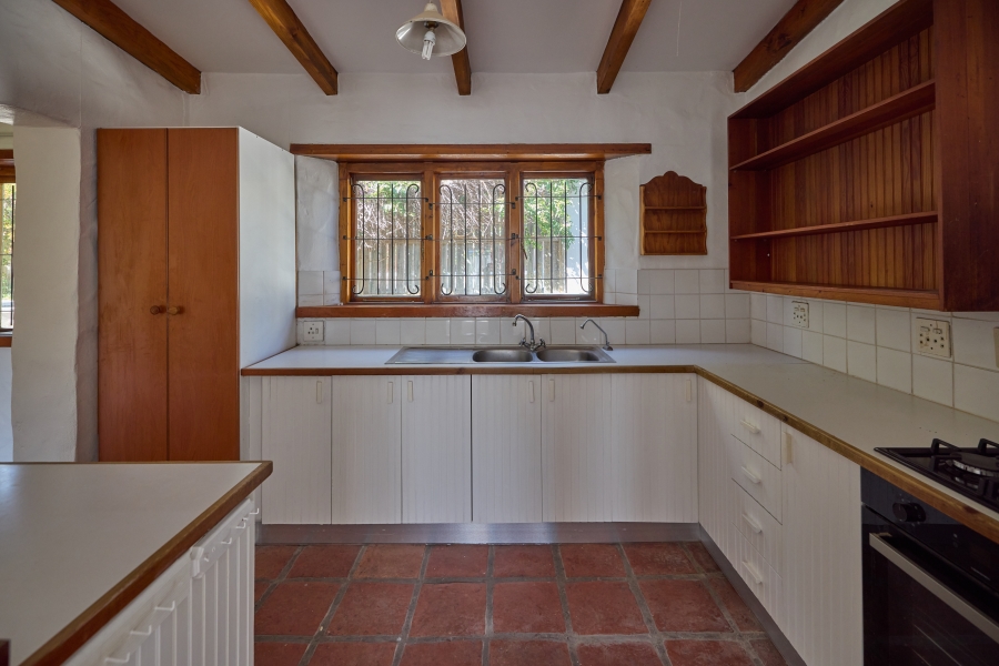 4 Bedroom Property for Sale in Capri Western Cape